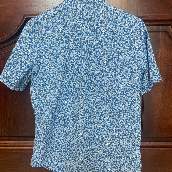 Vineyard Vines Short Sleeve Slim Fit Button Down Shirt - Picture 3 of 3